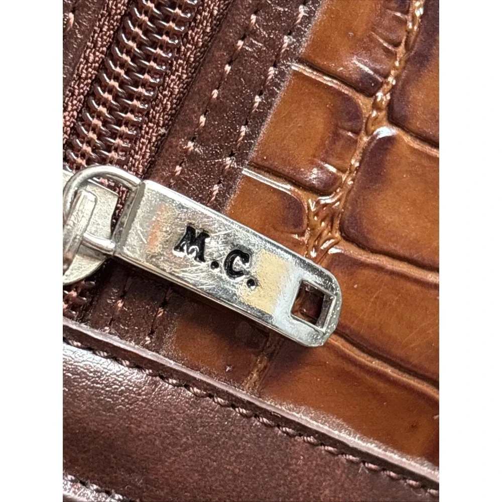 Vtg MARC CHANTEL EMBOSSED Crocodile Brown Leather Briefcase RARE Zip‎ Closure